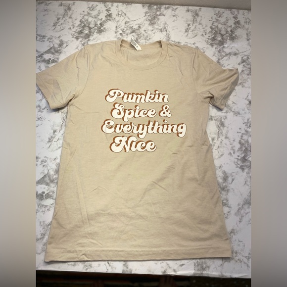Pumpkin spice & everything nice cream lightweight casual tee shirt size small - Picture 14 of 14